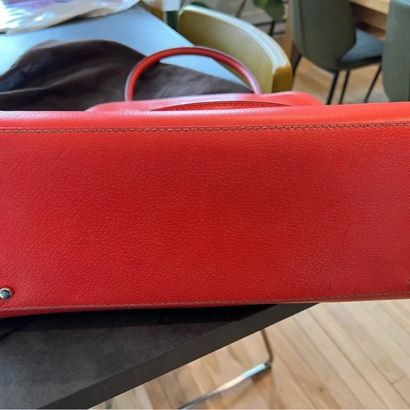 Kate Spade handbag
Leather
Bring orange/pinkish - Picture 3 of 5